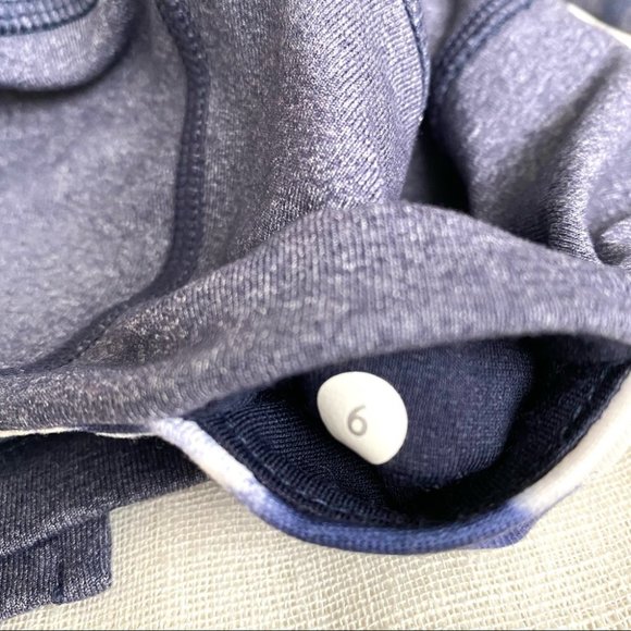 Lululemon Gather & Crow Crop Heathered Deep Indigo Size 6 - Picture 6 of 13
